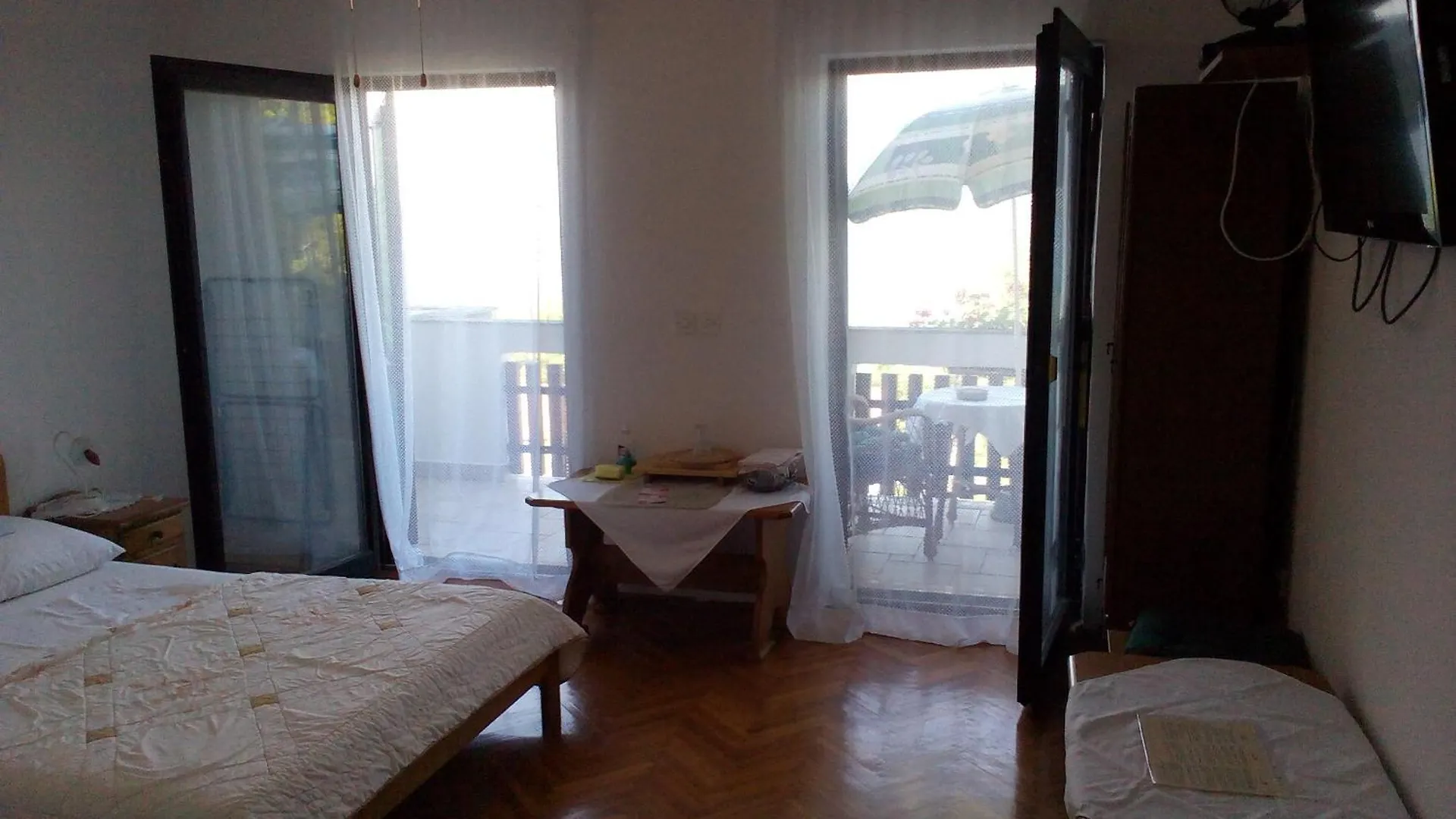 Apartamento Villa Milas - Soba 02 Tkon